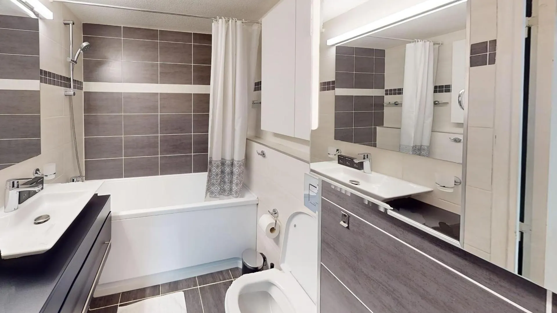 Cozy Apt With Balcony - 5 Min To The Beach Nice France